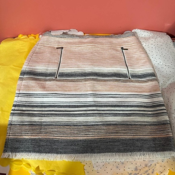 LOFT Dresses & Skirts - Ann Taylor Loft skirt
